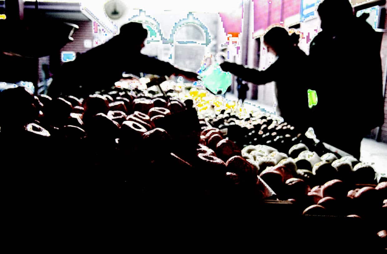 The Queen Victoria markets draws a large crowd of shoppers in Melbourne.