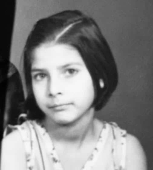 Rinku describes her childhood as 'very happy' and wanted the same for her son.
