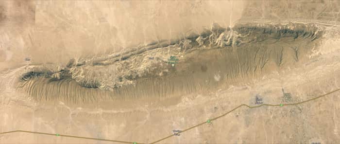 Mount Sinjar is between the Tigris and the Euphrates rivers. A single ridge of the mountain is approximately 50km long, and approximately 8km at its widest. The mountain is 1,356 metres above sea level.