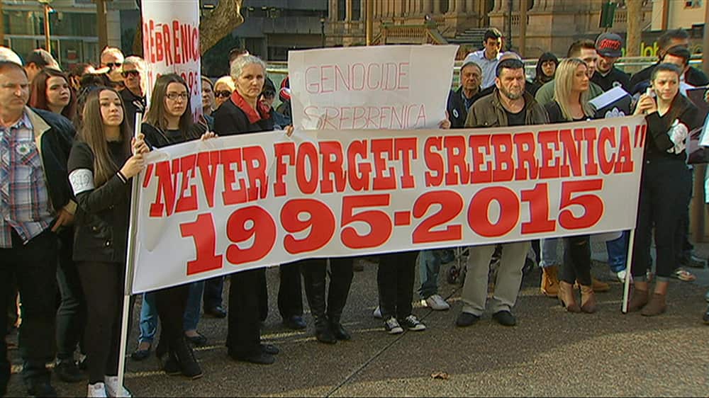 Members of Sydney's Bosnian community commemorate the 20th anniversary of Srebrenica massacre.