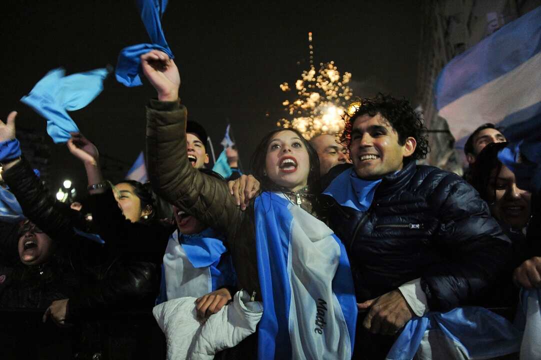 Demonstrators against decriminaliing abortion celebrate after the vote.