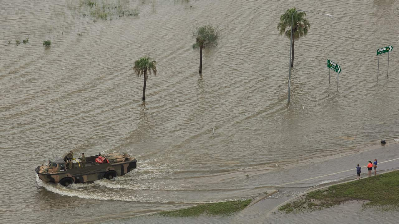 Ross River floods several suburbs in Townsville on 4 February 2019.