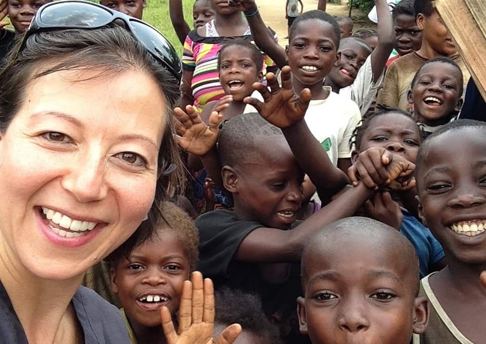 vera_and_children_in_congo.jpg