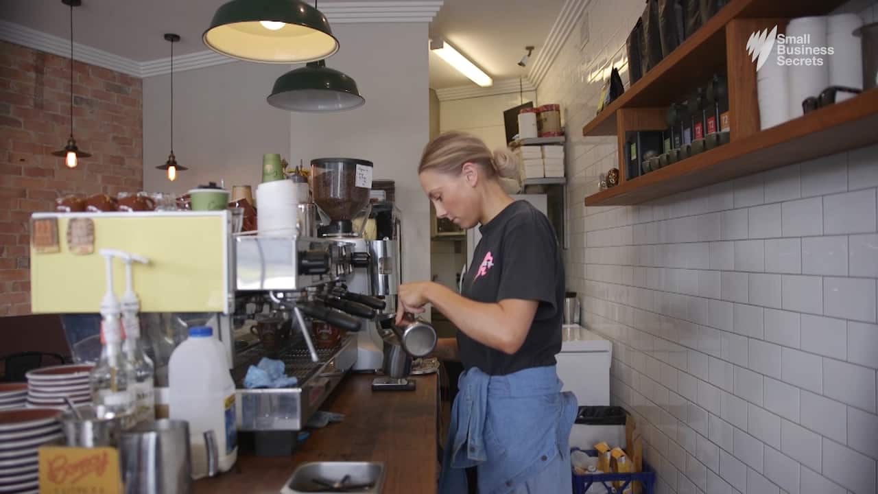 Zaaki Espresso mentors migrants and refugees who want to start their own business.