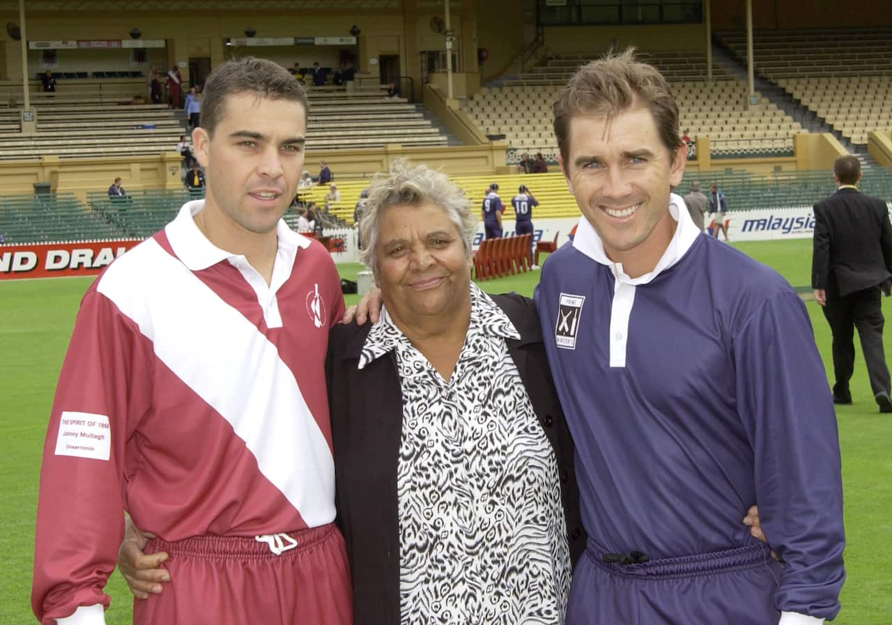 Adelaide, March 21, 2003. (L-R) Matthew Bradley, Mrs Faith Thomas and Justin Langer before the start of the Day/Night match between Prime Minister's X1 v ATSIC Chairmans X1 played at the Adelaide Oval. (AAP Image/Tom Miletic) NO ARCHIVING