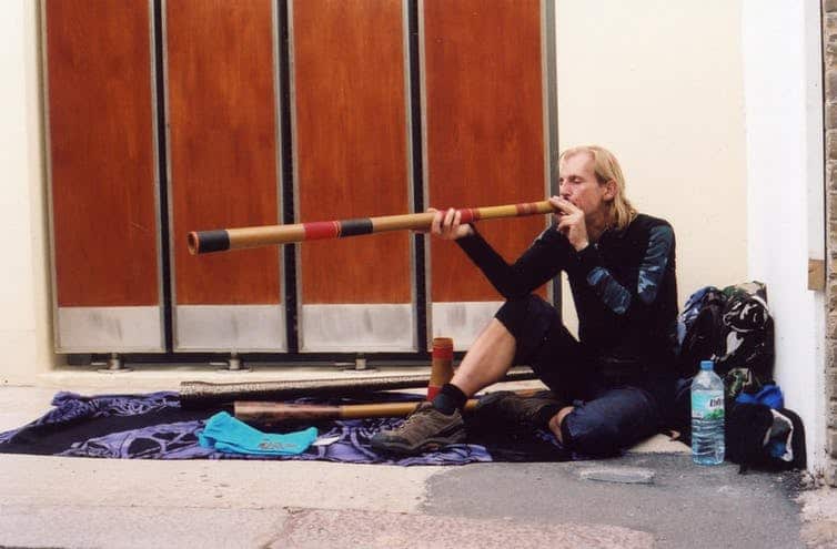 A didge player