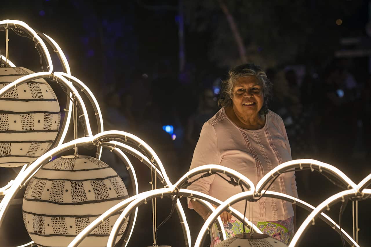 Patricia Ansell Dodds with her Yeperenye sculpture