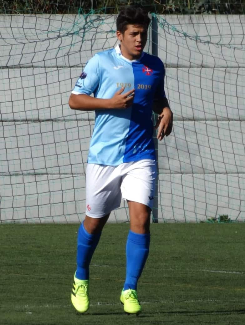 Aydan Hammond in action for C.F. Os Belenenses