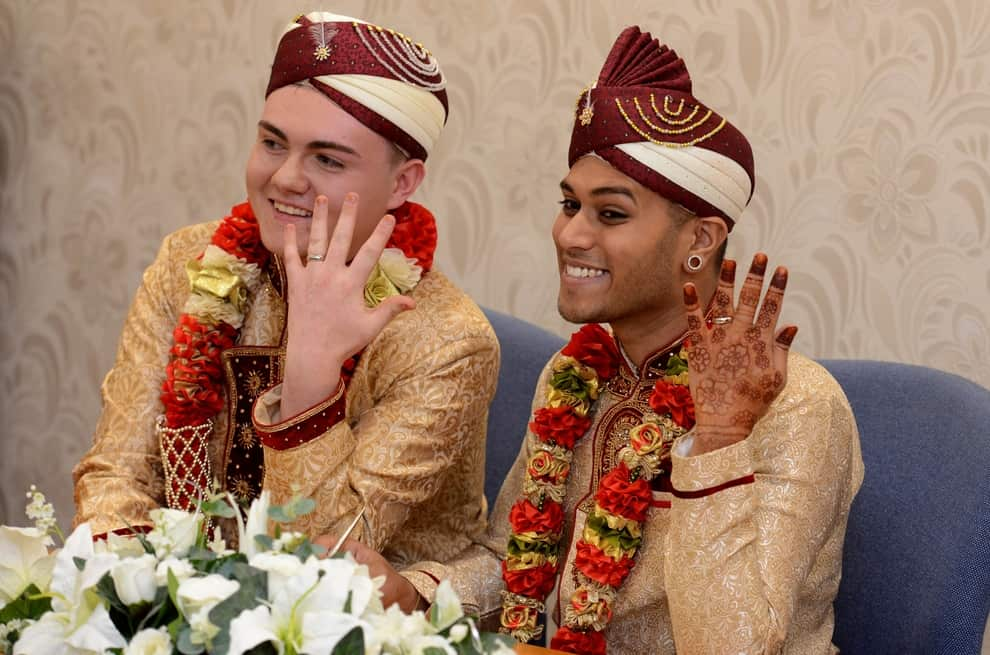 uk-gay-couple-go-viral-after-getting-married-in-traditional-muslim