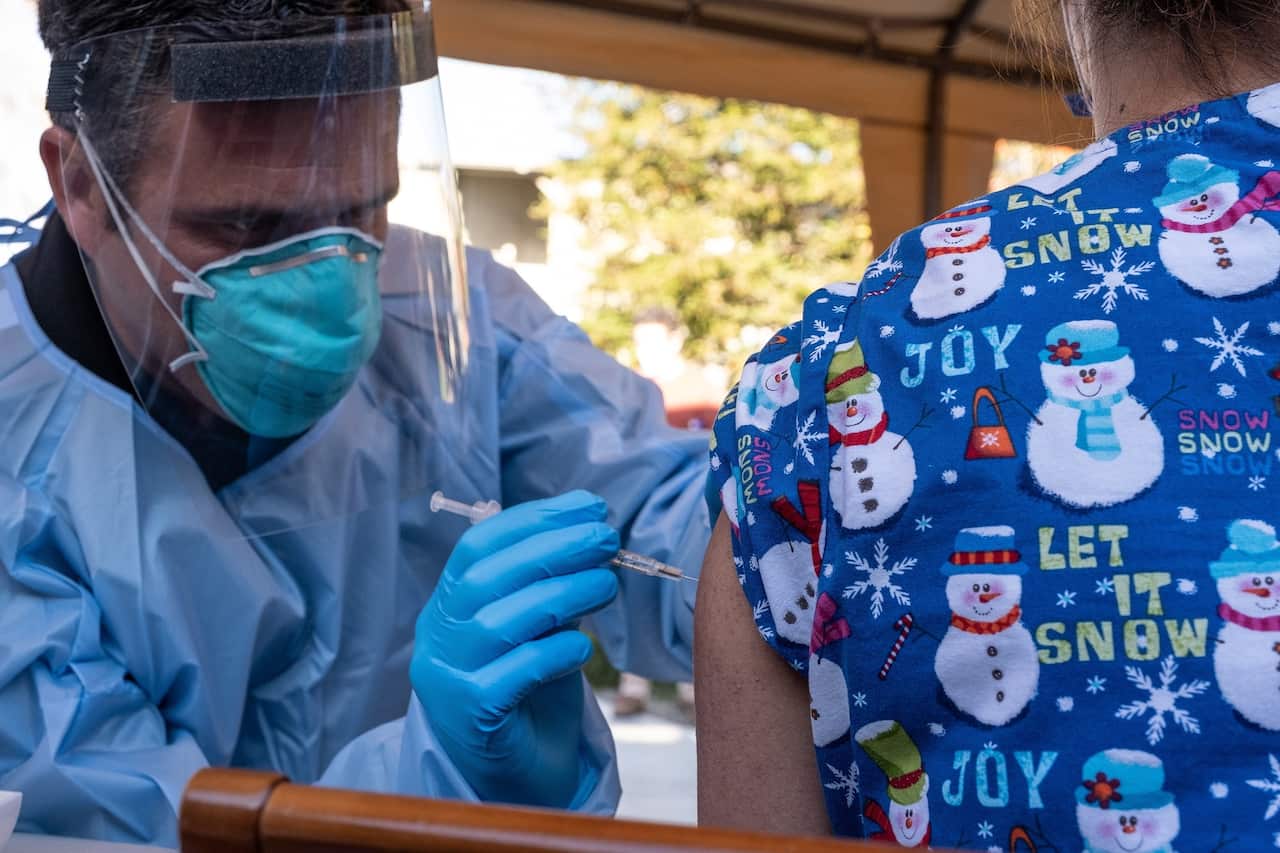India to vaccinate 300 million against corona in the first half of 2021
