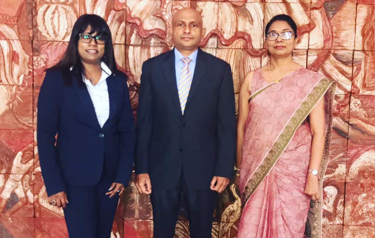 Dilrukshi Wijesuriya from SBS (L) Deputy High commissioner Senerath Dissanayake (M) Minister Aravindi De Silva(R), Sri Lankan Highcommission,Canberra