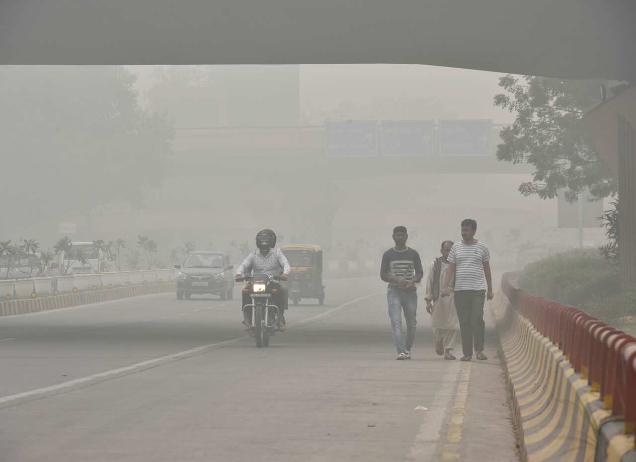 Pollution Maintains Chokehold On Delhi-NCR As Air Quality Breaches Index In Some Areas