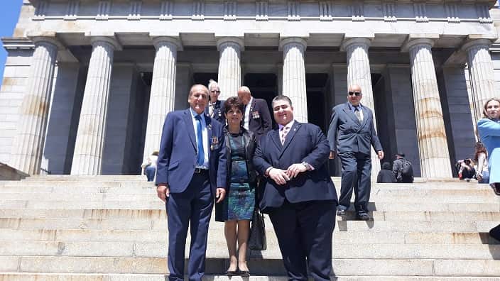Lemnos Gallipoli Commemorative Committee president Lee Tarlamis (R) with Hellenic RSL president, Steve Kyritsis