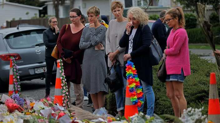Mourner paying their respects near the Masjid Al Noor mosque in Christchurch.