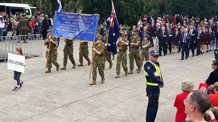 Members and friends of Melbourne's Hellenic RSL at the Shrine of Remembrance (25 April 2019). 