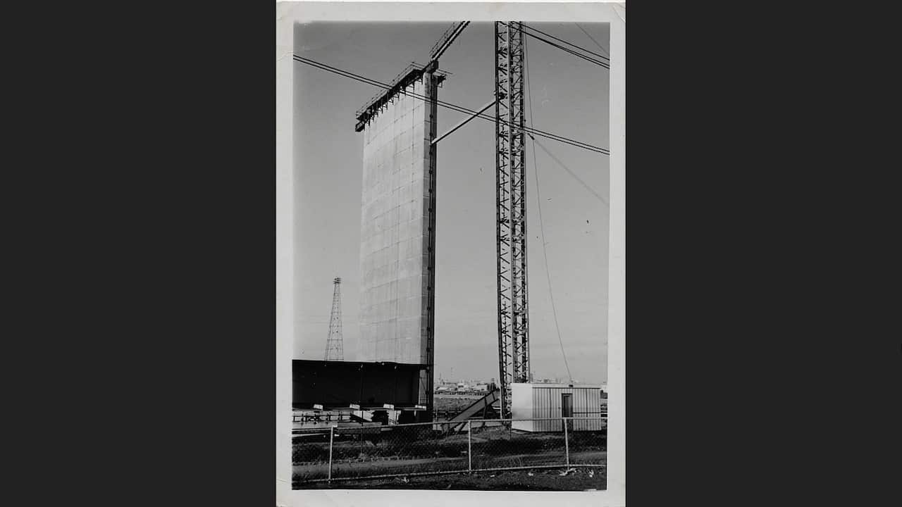 A single Westgate Bridge column during construction.