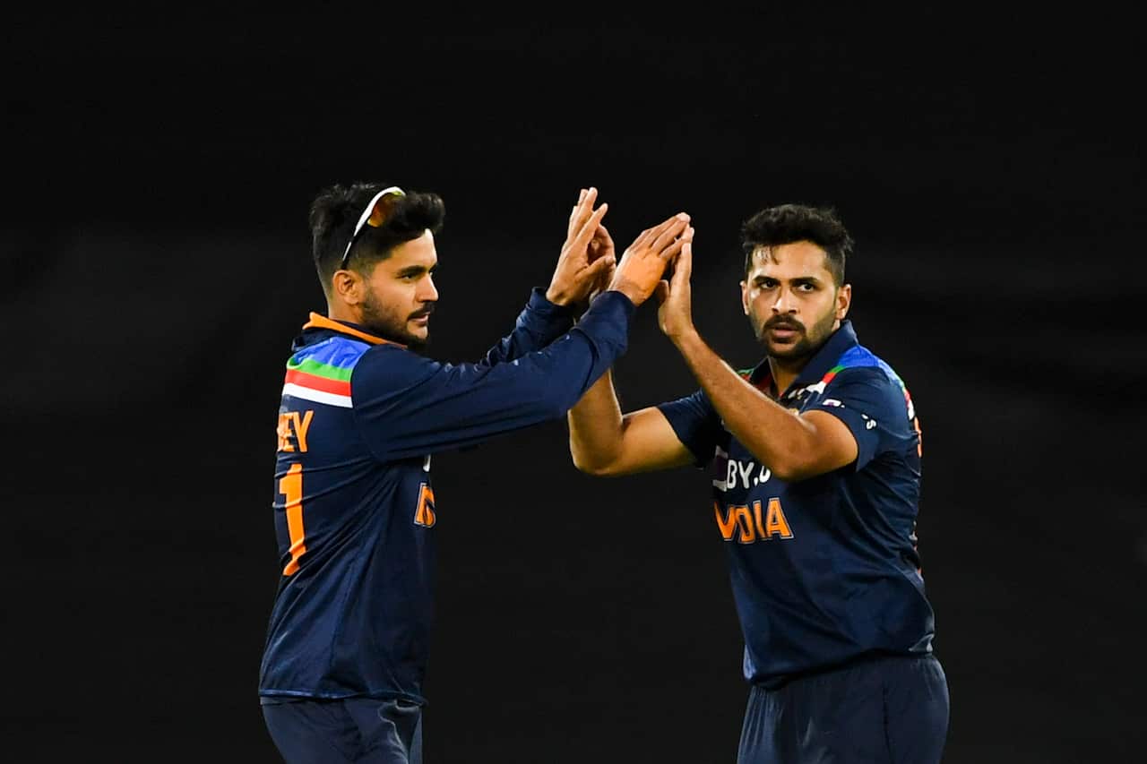 Shardul Thakur of India (right)