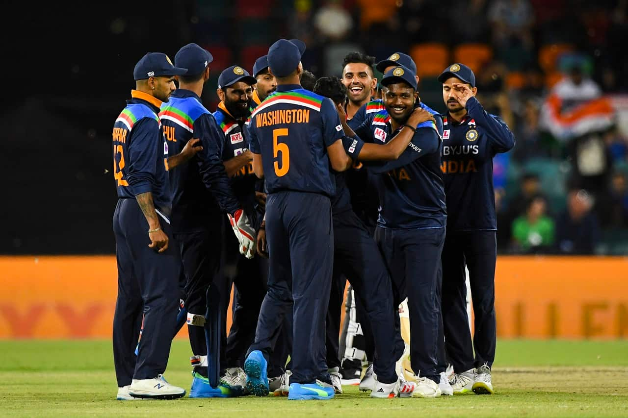 The Indian team celebrates the wicket of Glenn Maxwell at Manuka Oval, Canberra, Friday, December 4, 2020.