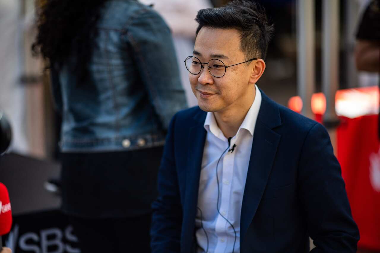 베넬롱 지역 자유당 사이먼 케네디 후보를 지지하는 라이드 카운슬 자유당 한국계 한정태 시의원