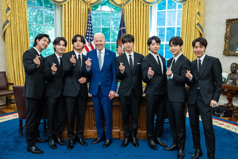 미국 백악관에서 조 바이든 미국 대통령과 만난 방탄소년단