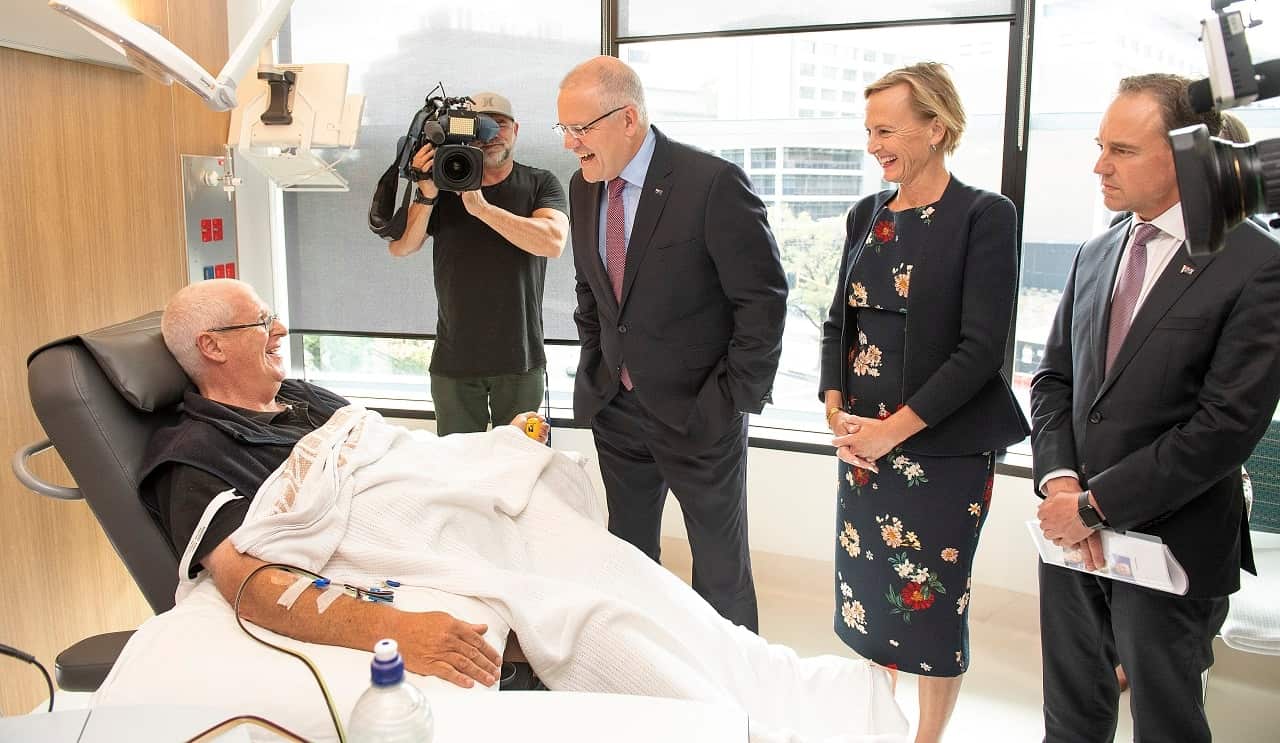 Liberal MPs visit the Peter MacCallum Cancer Centre.