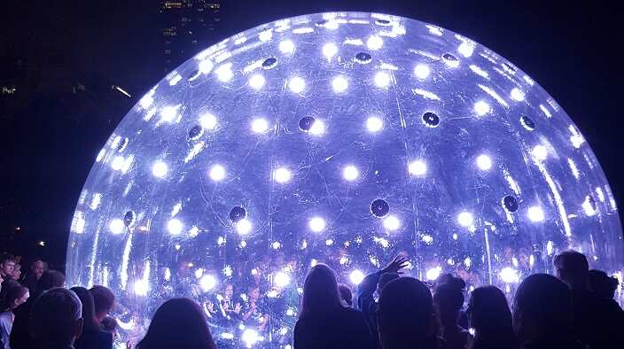 Melbourne's White Night: ENESS Sonic Bubble - Carlton Gardens