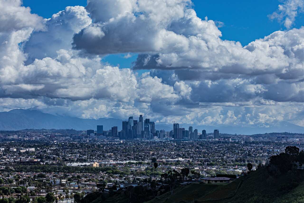 Los Angeles is experiencing its longest stretch of good air quality since 1996.