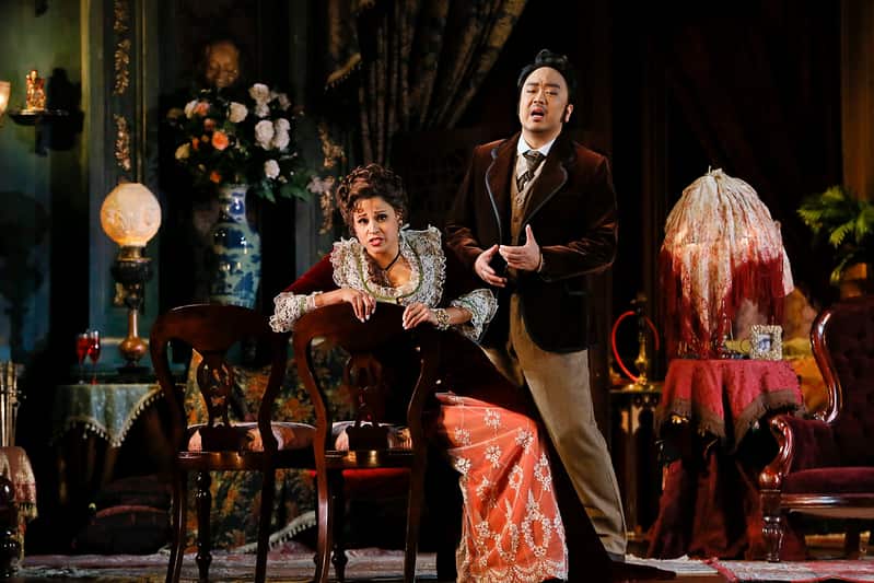 Stacey Alleaume and Ho-Yoon Chung in La Traviata, Opera Australia, 2022.