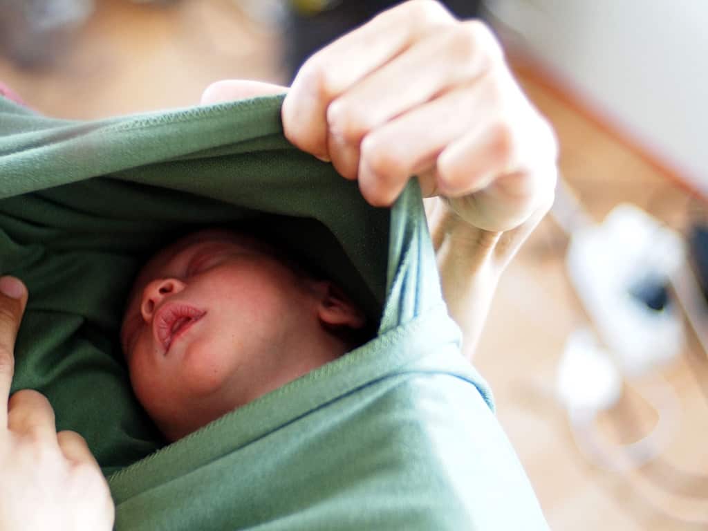 Australian born babies don't automatically receive Australian citizenship