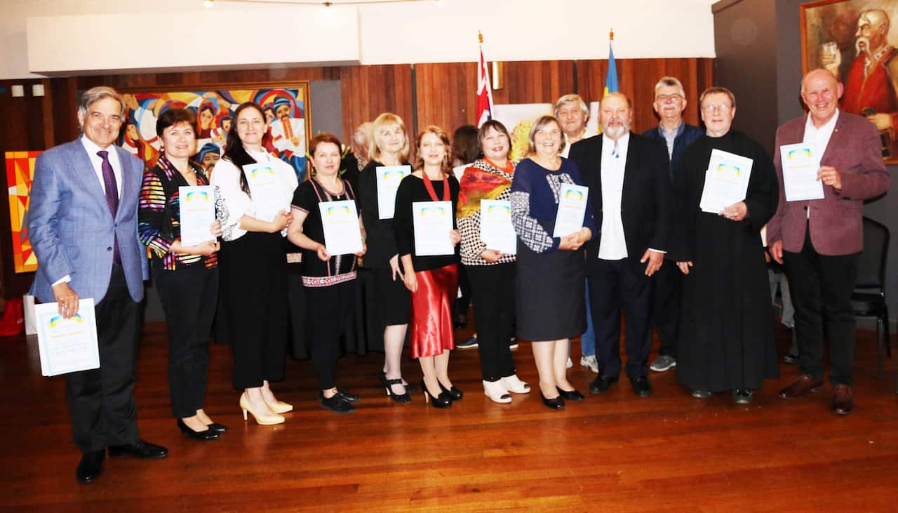 Ambassador Dr Mykola Kulinich and Ukrainian teachers, 20/11/2021