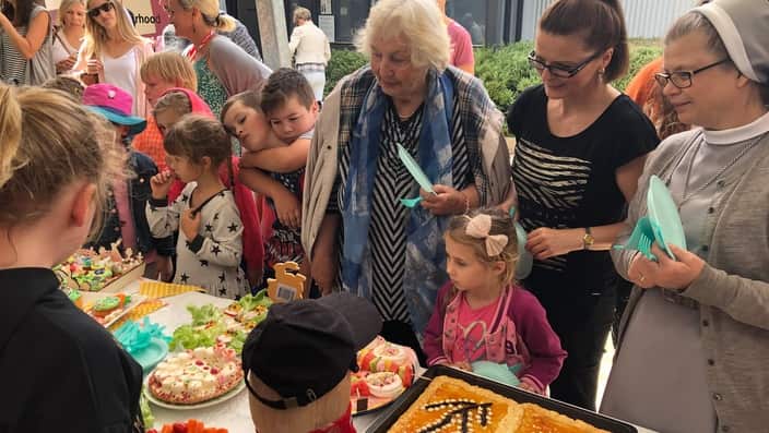 Polish language school in Endeavor Hills