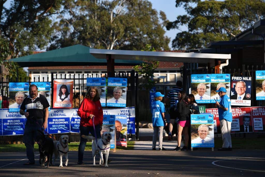 Resident arrive to cast their votes at the Lilly Pilly polling booth during the Australia's general election in Sydney on May 18, 2019. (Photo by Saeed KHAN / AFP) (Photo credit should read SAEED KHAN/AFP via Getty Images)