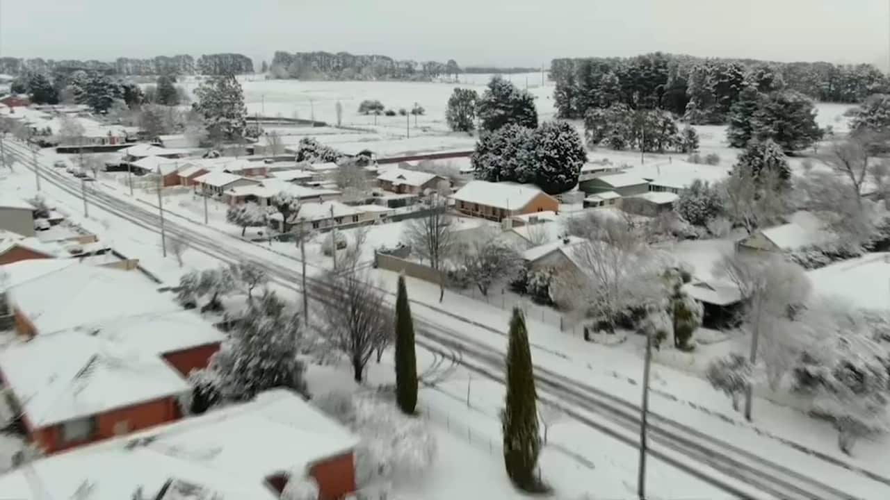 Oberon NSW covered in snow