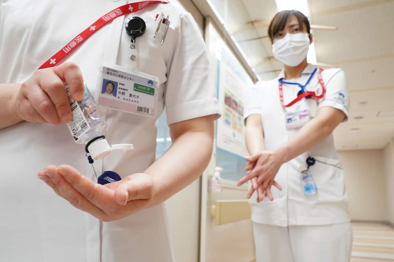 The number of coronavirus-hit patients has reached to 72,436 and the death toll has been confirmed 1868 so far as of 18 February in China. 