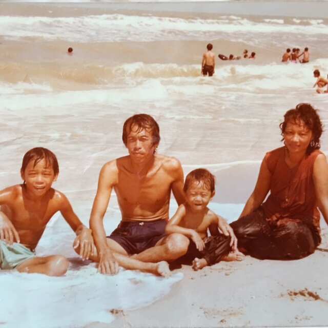 Le Ho and her family.