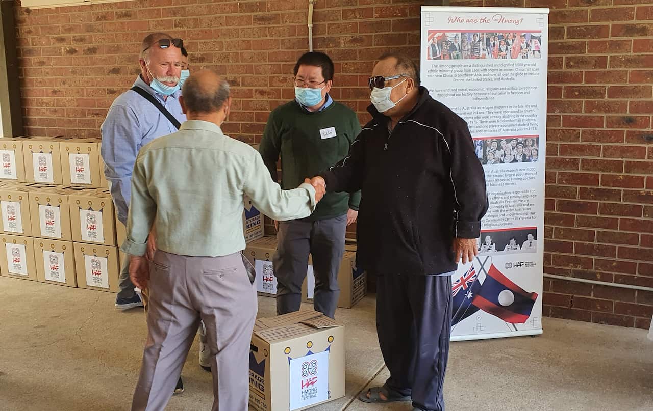 HAF faib koom noj rau Hmoob Victoria