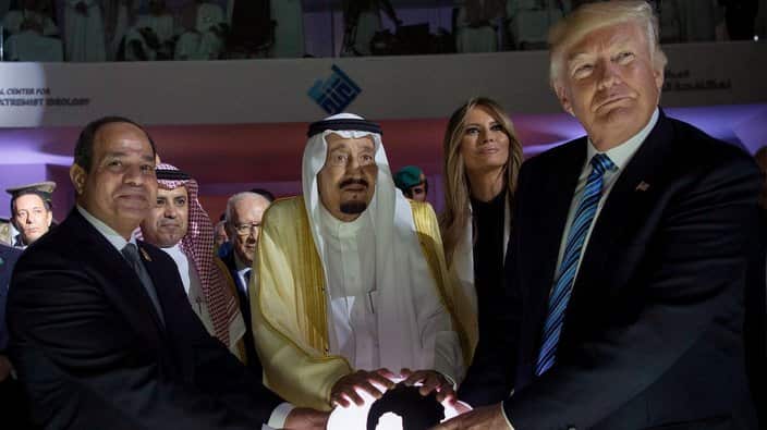  US President Donald J. Trump، US First Lady Melania Trump , King Salman bin Abdulaziz al-Saud of Saudi Arabia  and Egyptian President Abdel Fattah al-Sisi 