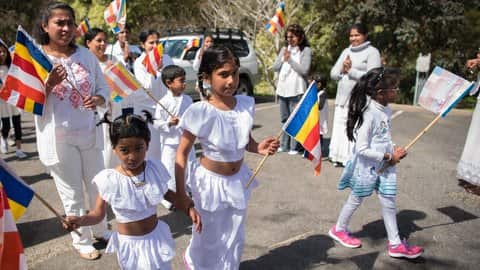 Adelaide Sinhala buddhist school kids