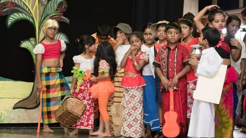 Adelaide Sinhala Buddhist school kids- stage performance 