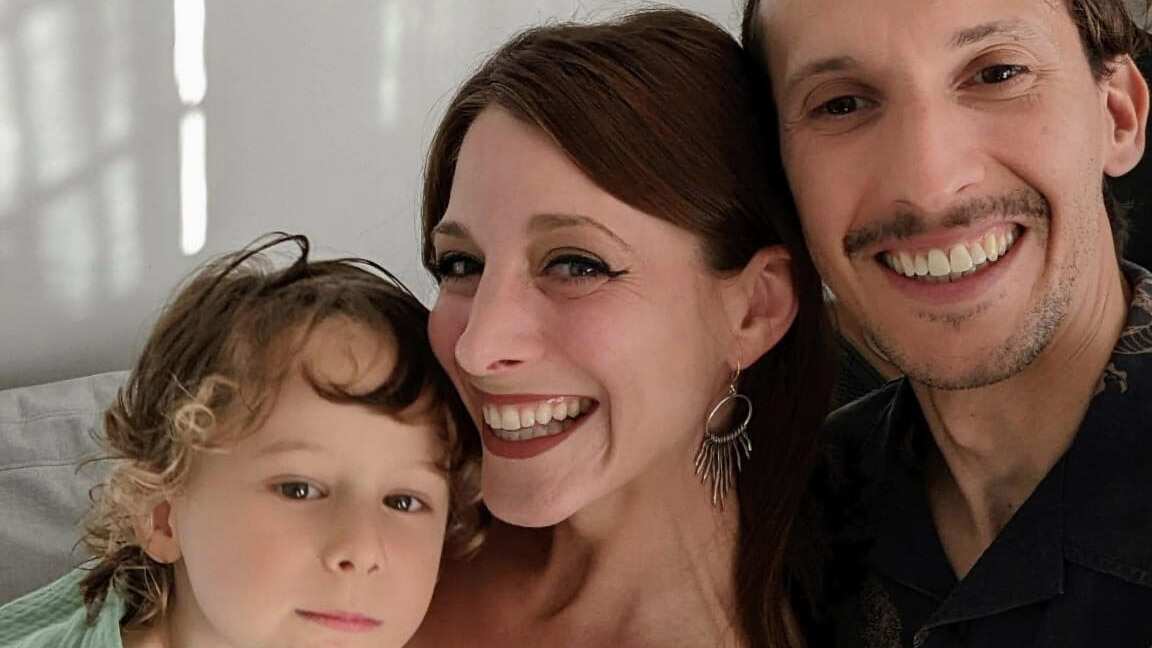 Ana Sofia Bruzon and family