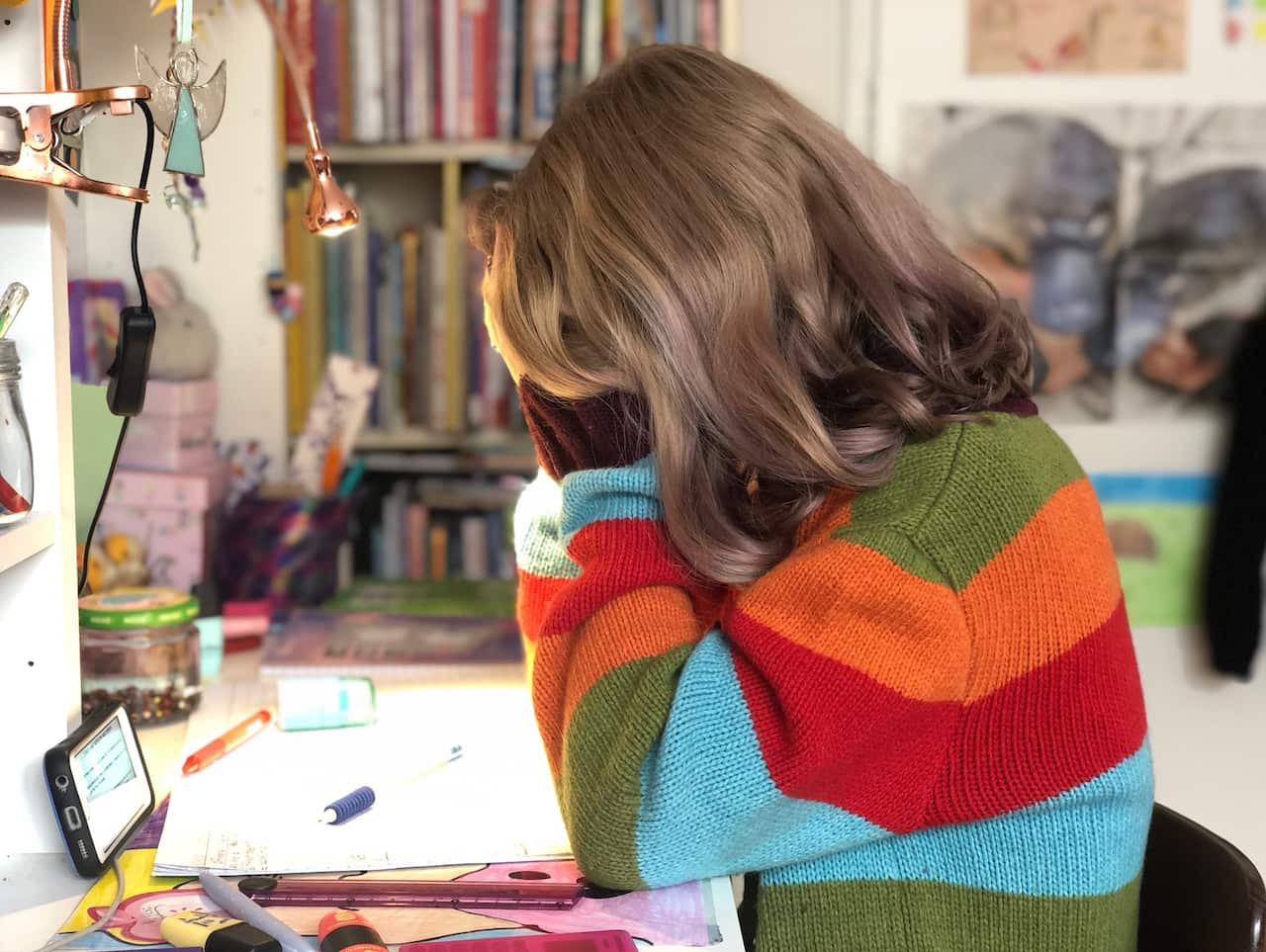 girl studying