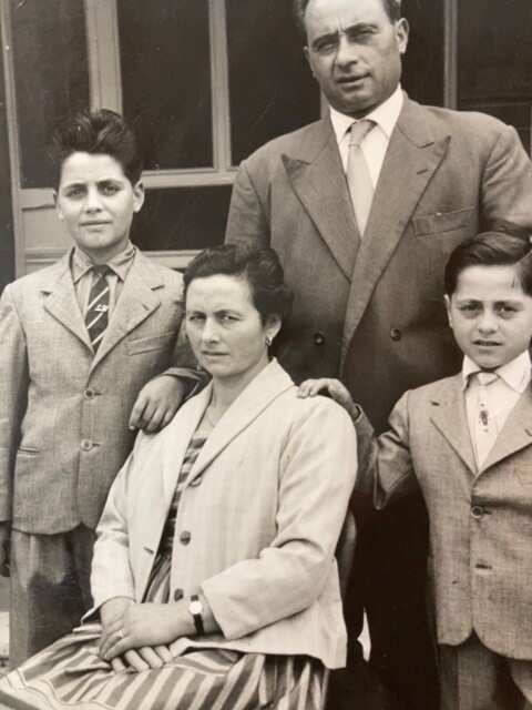 Antonio and Pasquale Cocchiaro with their parents in 1960