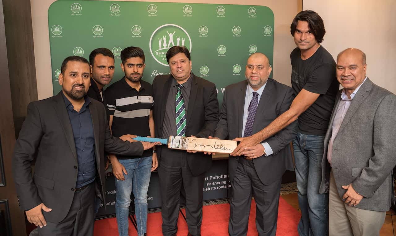 Bid winners with stars