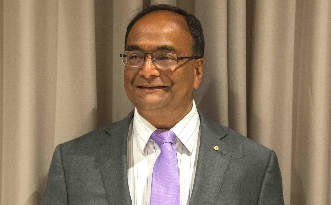Dr Mukesh Haikerwal