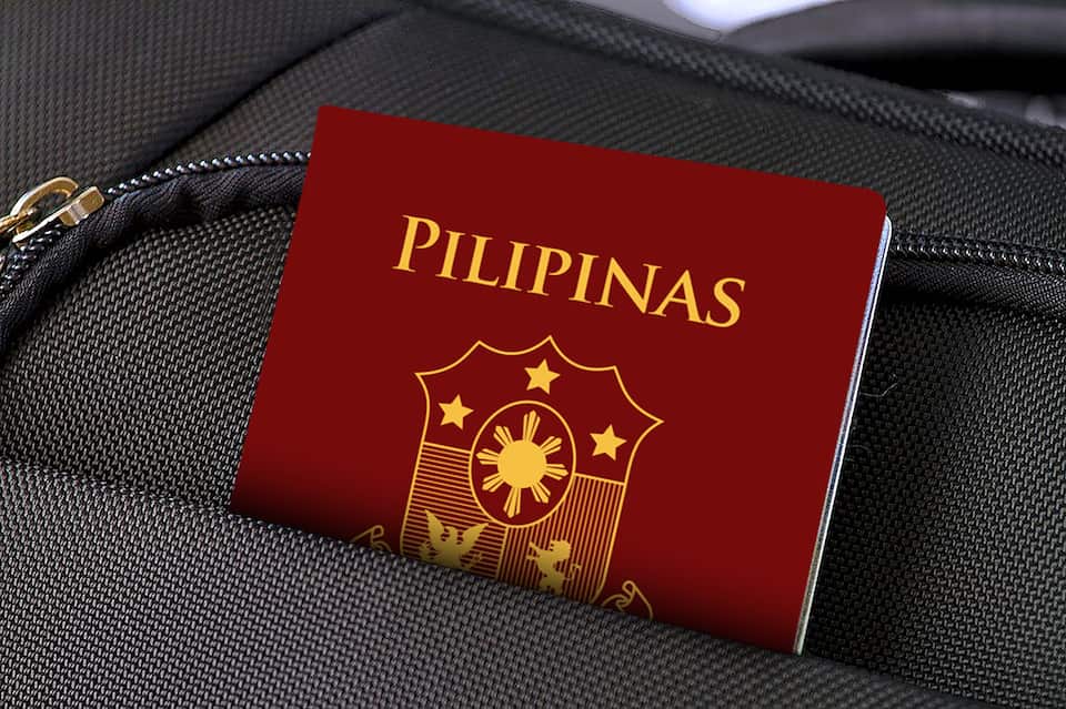 What are the pros and cons of dual citizenship? | SBS Filipino