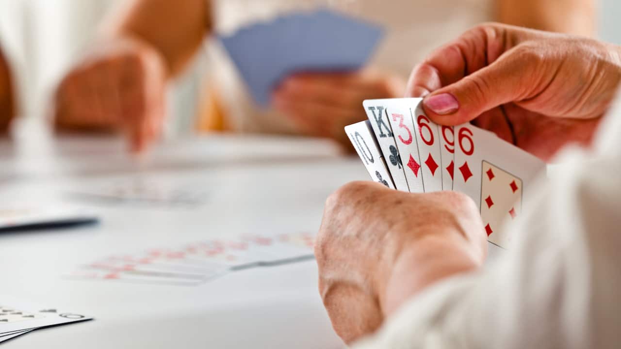 Card game 