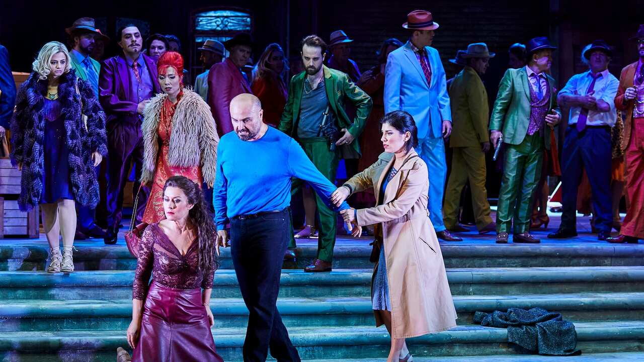 Image by Keith Saunders, courtesy of Opera Australia.