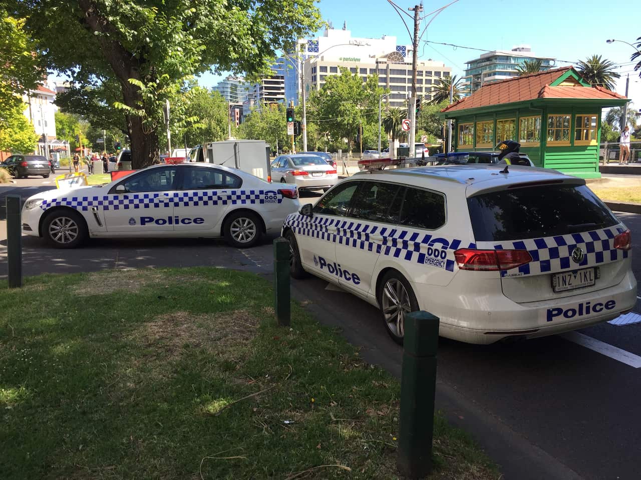 Police outside the Italian consulate in Melbourne. 