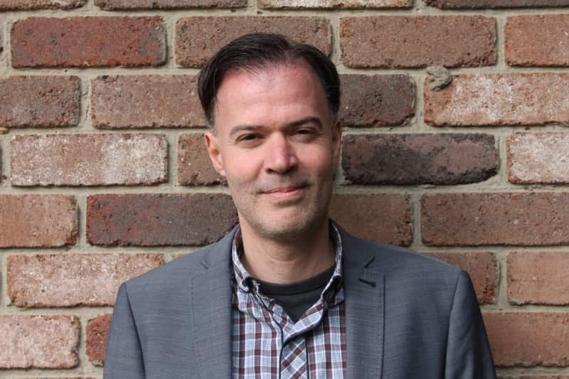 Dr Edwin Jurriens from University of Melbourne.