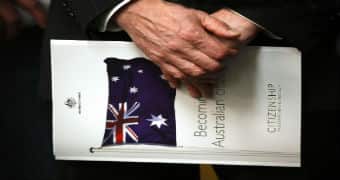 Peter Dutton calls for stronger powers to block citizenship applications